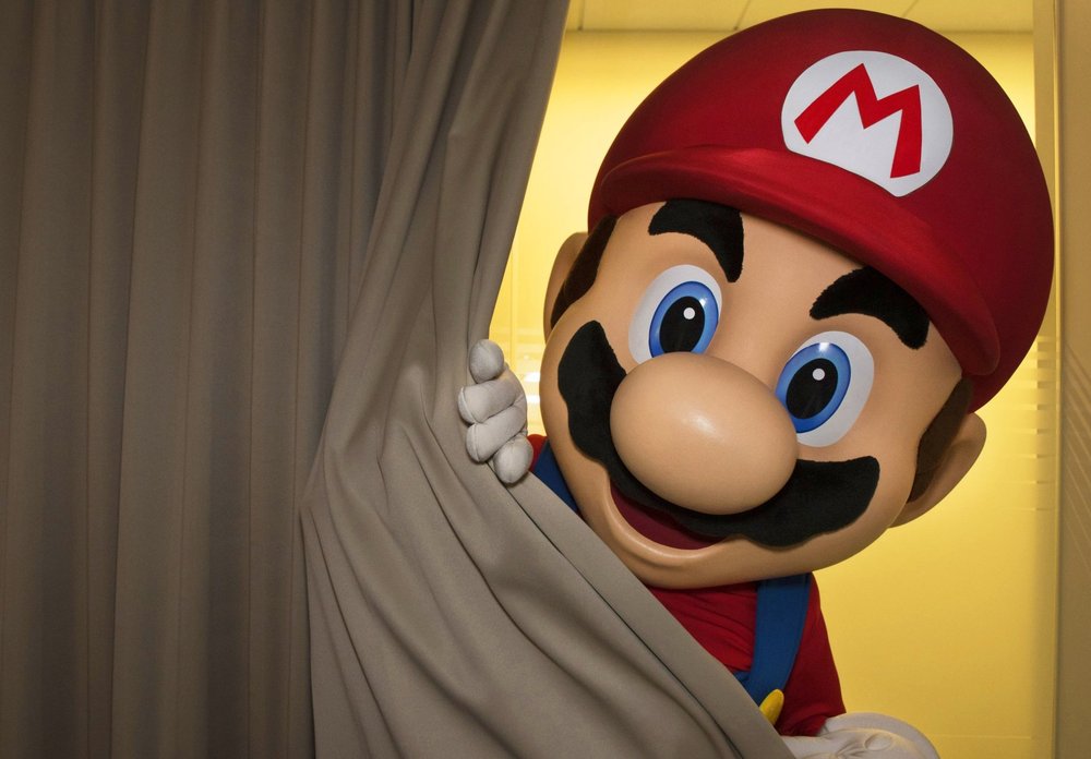 mario_peeping.jpg